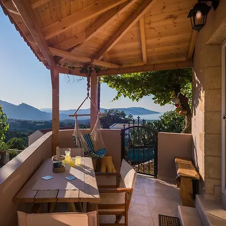Casa Ermioni Stone House Kástellos