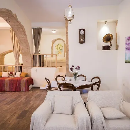 Casa Ermioni Stone House